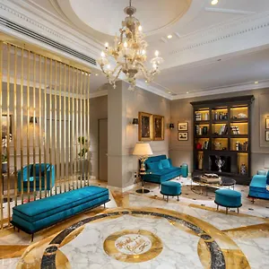 Отель Condotti Boutique