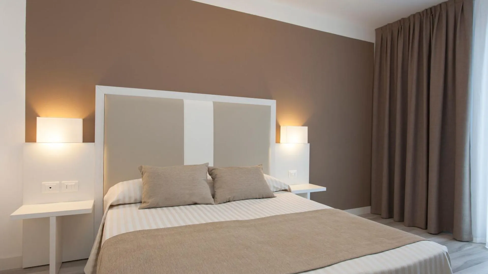 Hotel Greif Лидо-ди-Езоло